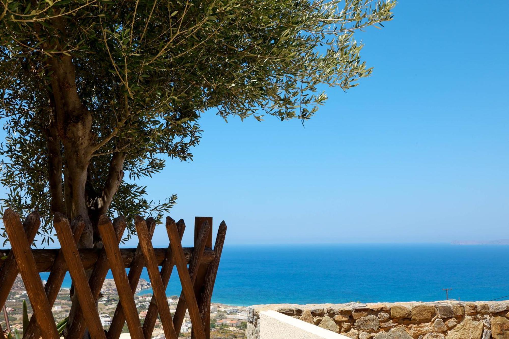 Roussa Village Sitia  Luaran gambar